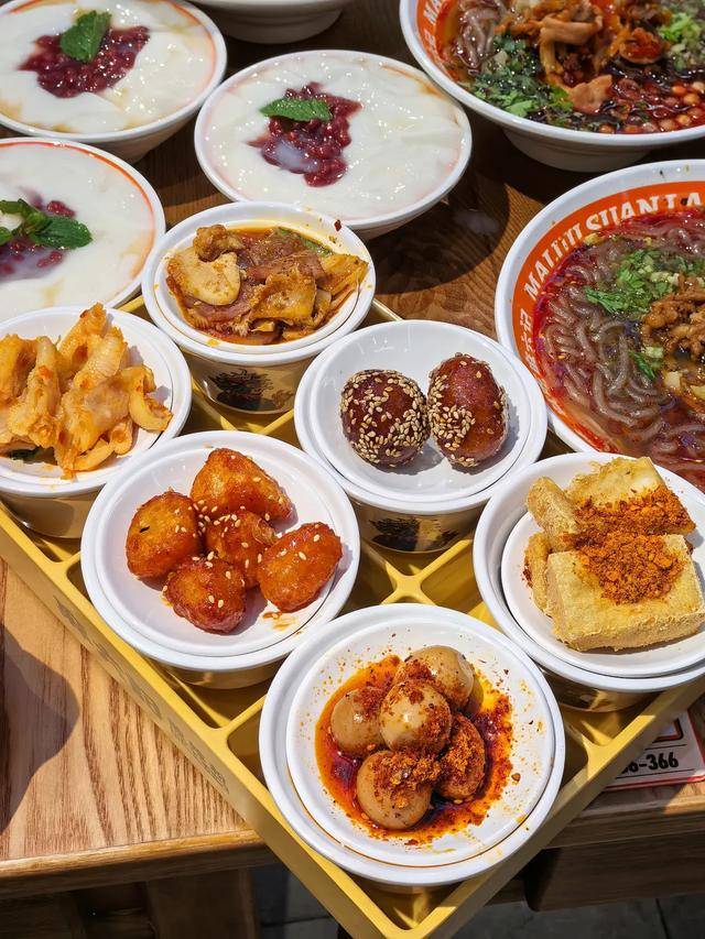 后麻六记的酸辣粉不好卖了麻将胡了2试玩模拟器今(图2)